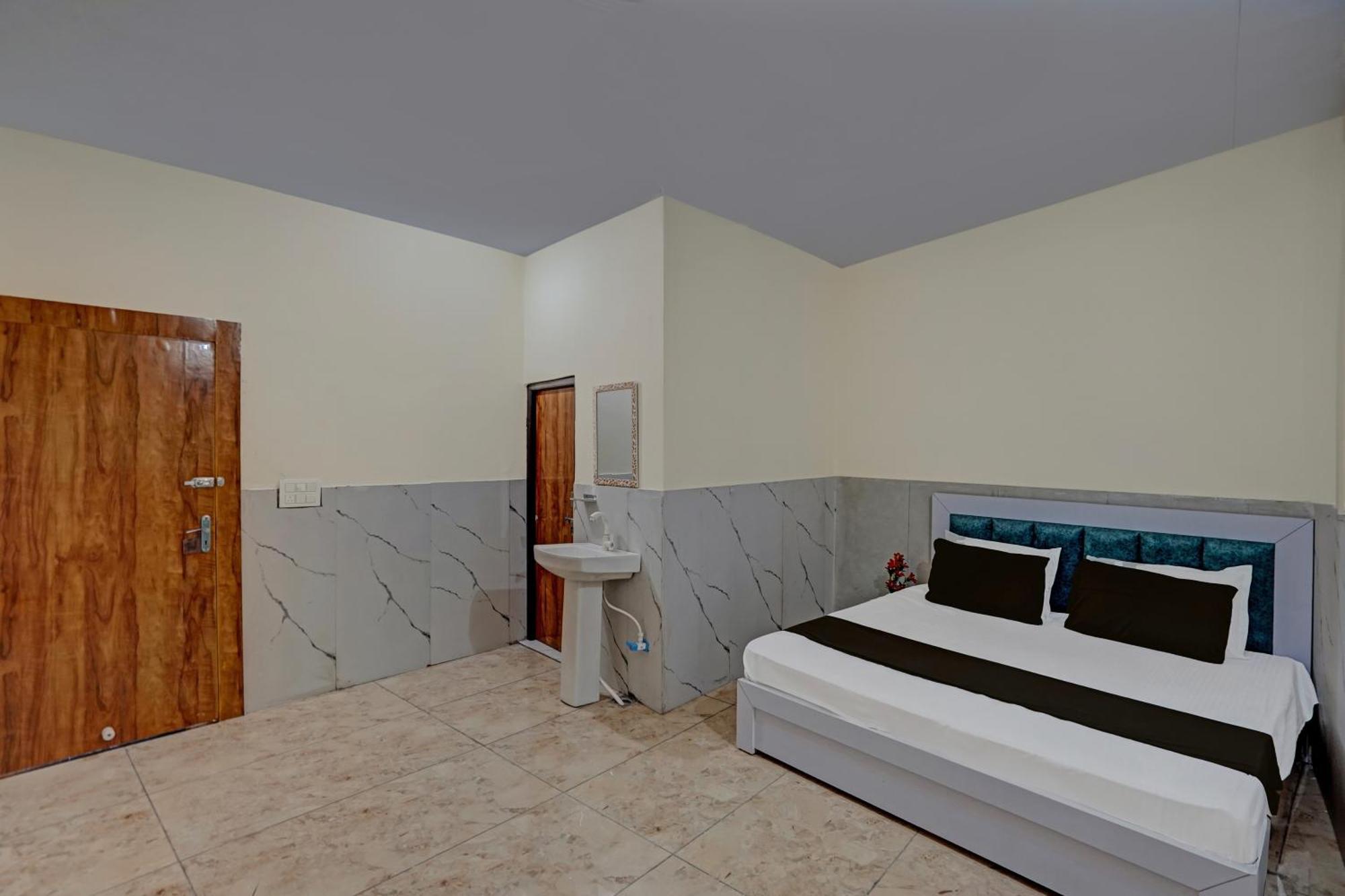 Hotel O Abhinav Hotel Noida Zewnętrze zdjęcie